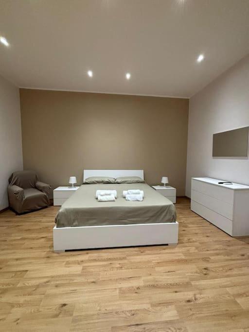 Le Rose Di Lu' Apartment Catania Bagian luar foto