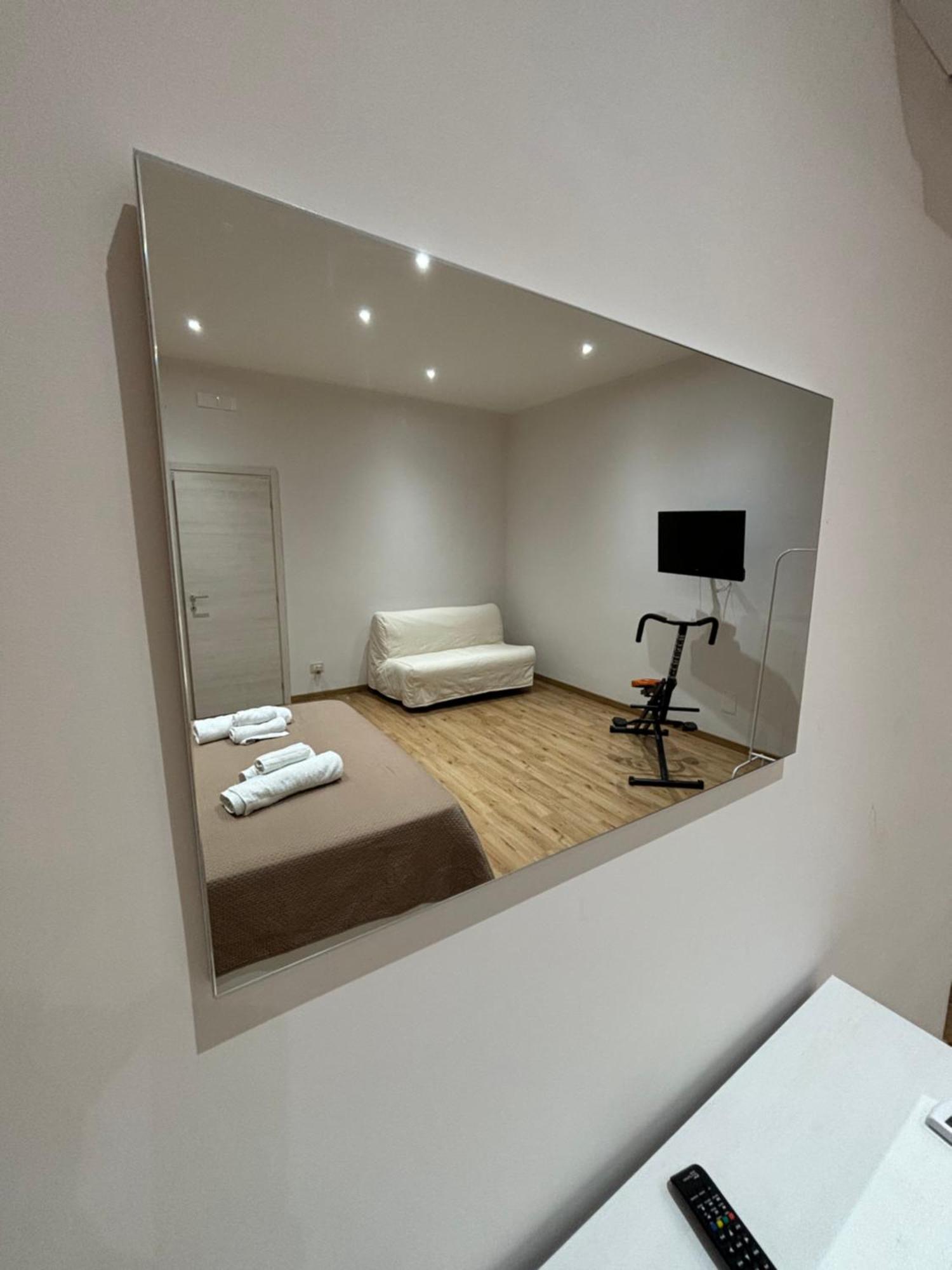 Le Rose Di Lu' Apartment Catania Bagian luar foto